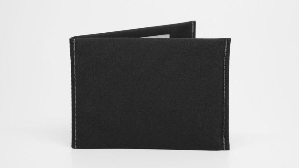 Foto de divulgação da carteira slim MICRO Soft Shell, da Slimfold.