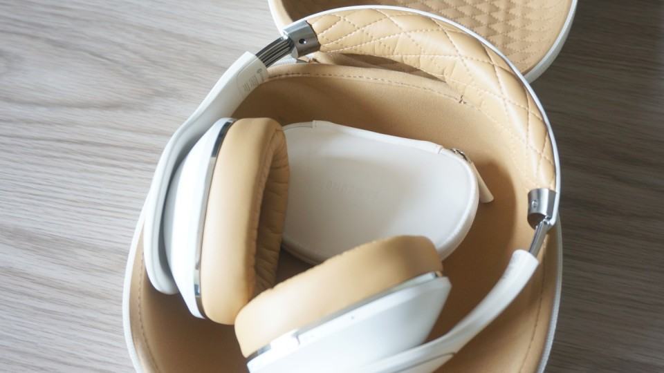 Embalagem do Level Over.