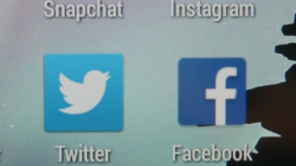 Tela em macro do Xperia E4.