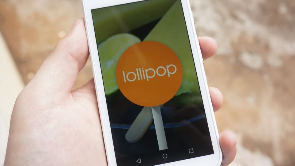 Moto E com Lollipop.