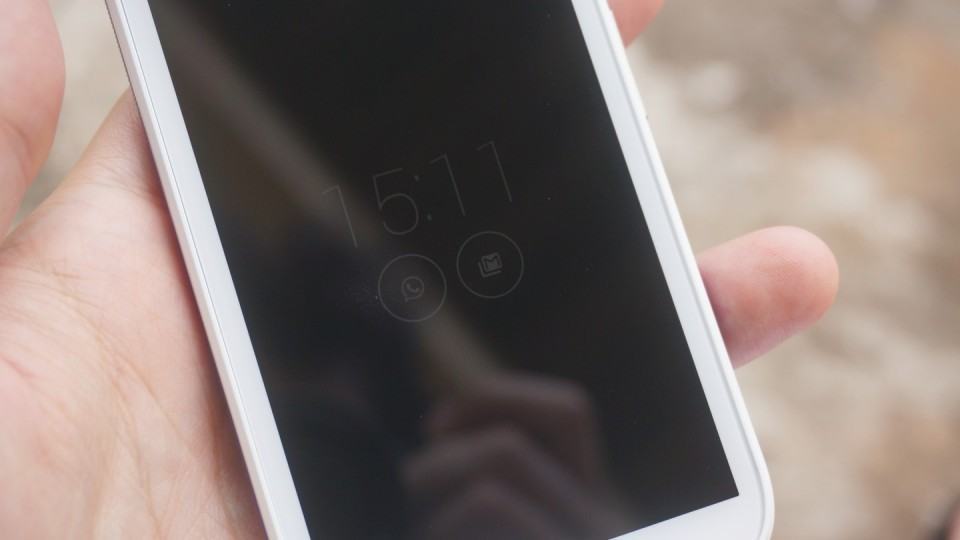 Notificações direto na tela, com o smartphone desligado.