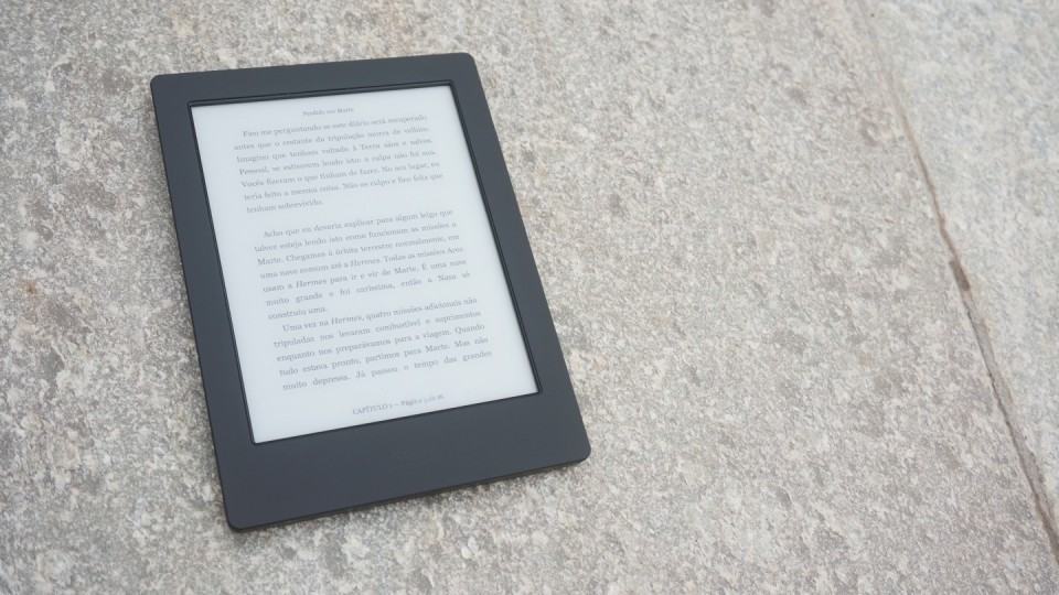 Kobo Aura H2O: bom, porém caro.