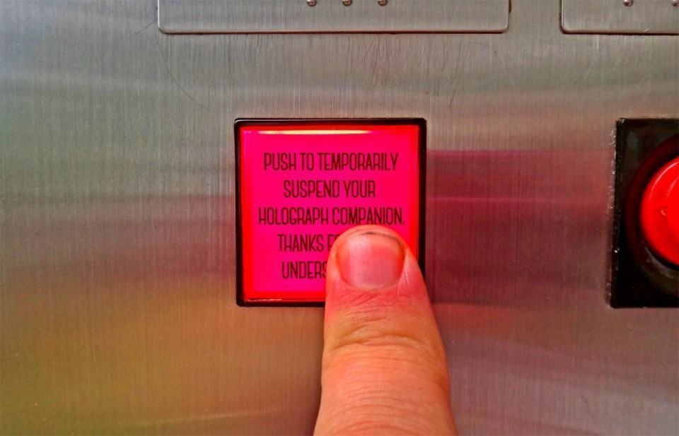 Botão de desligamento holográfico.