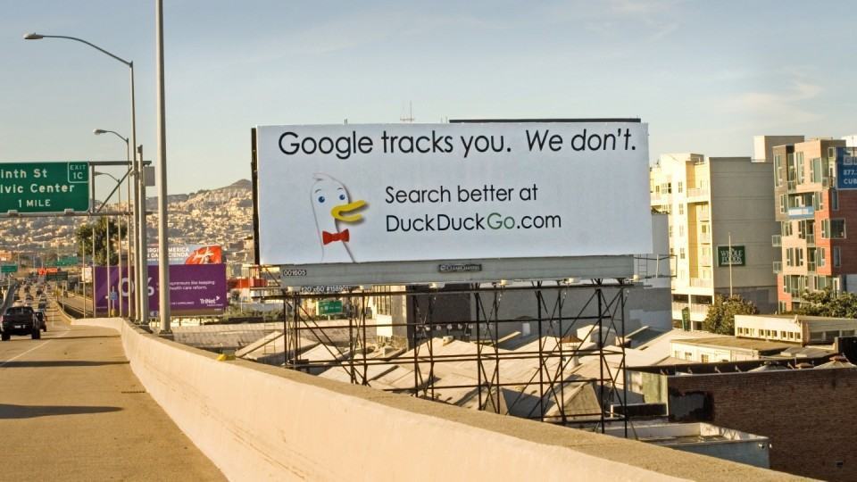 Outdoor do DuckDuckGo.