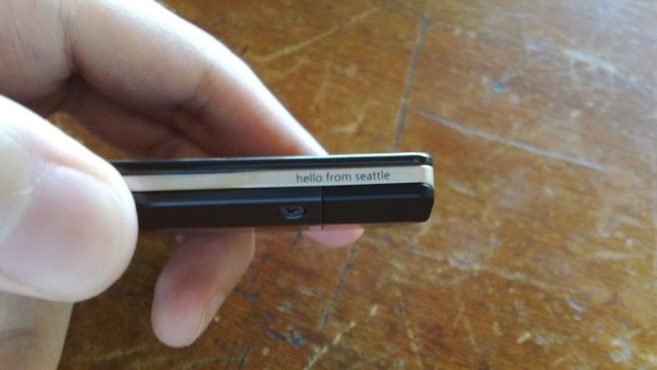 Marca na lateral do Zune HD.