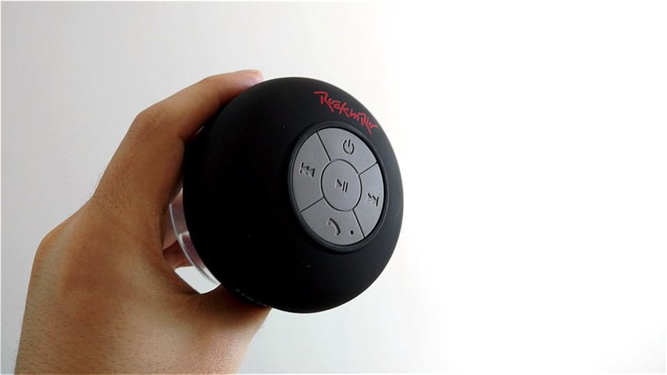 Caixa de som Bluetooth da Aquarius: baratinha.