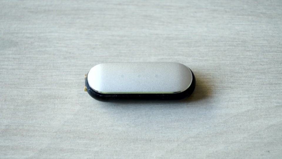 Detalhe da peça central da Mi Band.