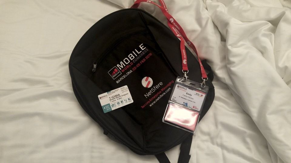 Mochila e credencial.