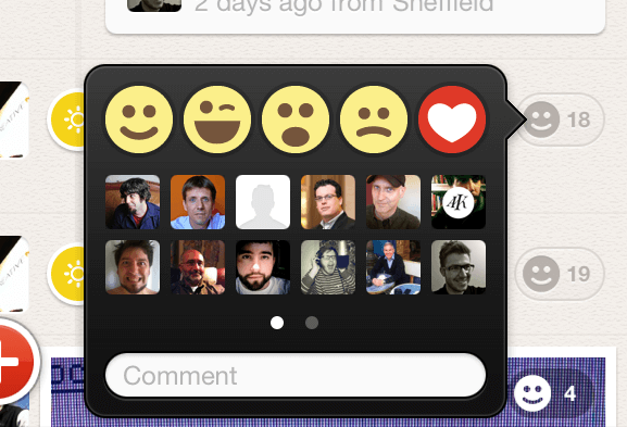 Emojis de reação no Path.