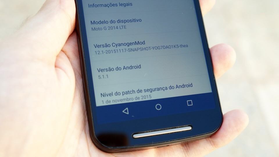 Tela de informações sobre o Moto G com Cyanogenmod.